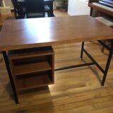 1960s modernist desk with a suspended drawer unit.