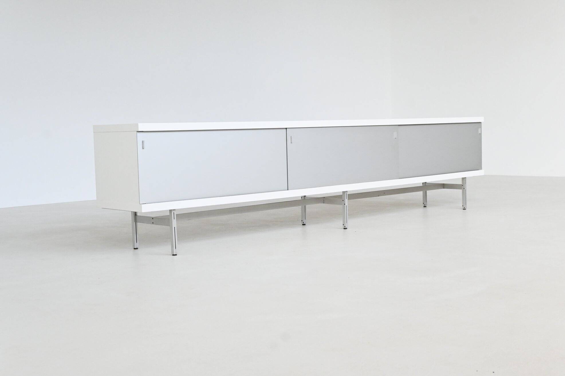 Horst Bruning model 1730 large sideboard Behr Germany 1960