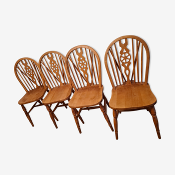 4 blond wooden country chairs