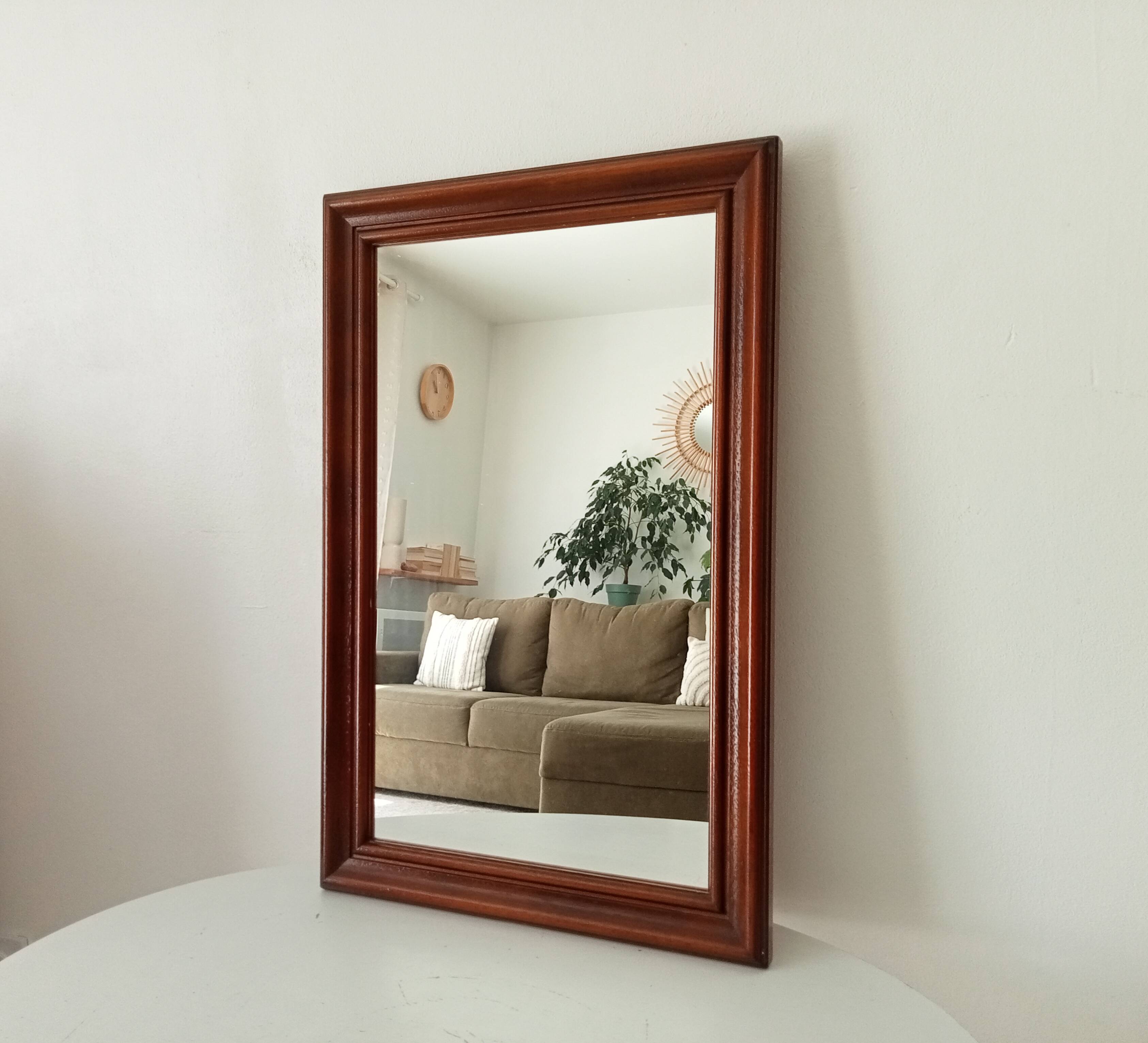 Vintage rectangular mirror from the 70s/80s.