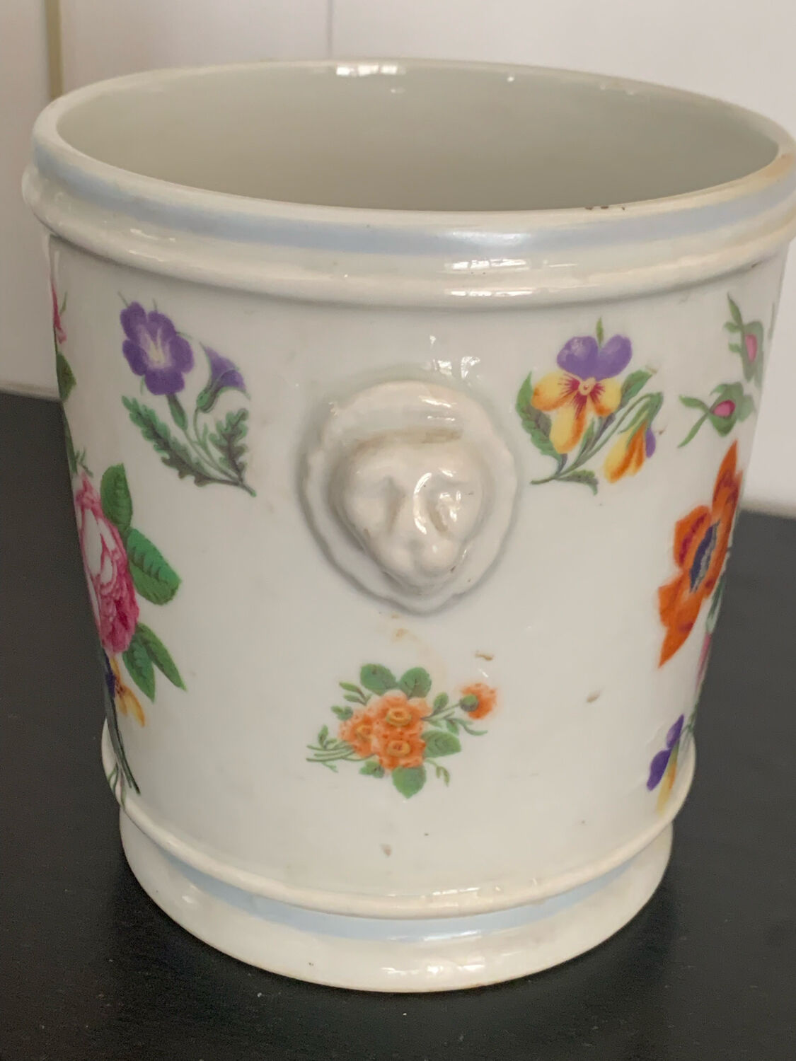 Porcelain pot cover