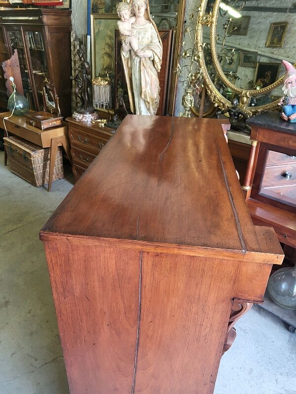 English style mahogany chest of drawers with 6 drawers