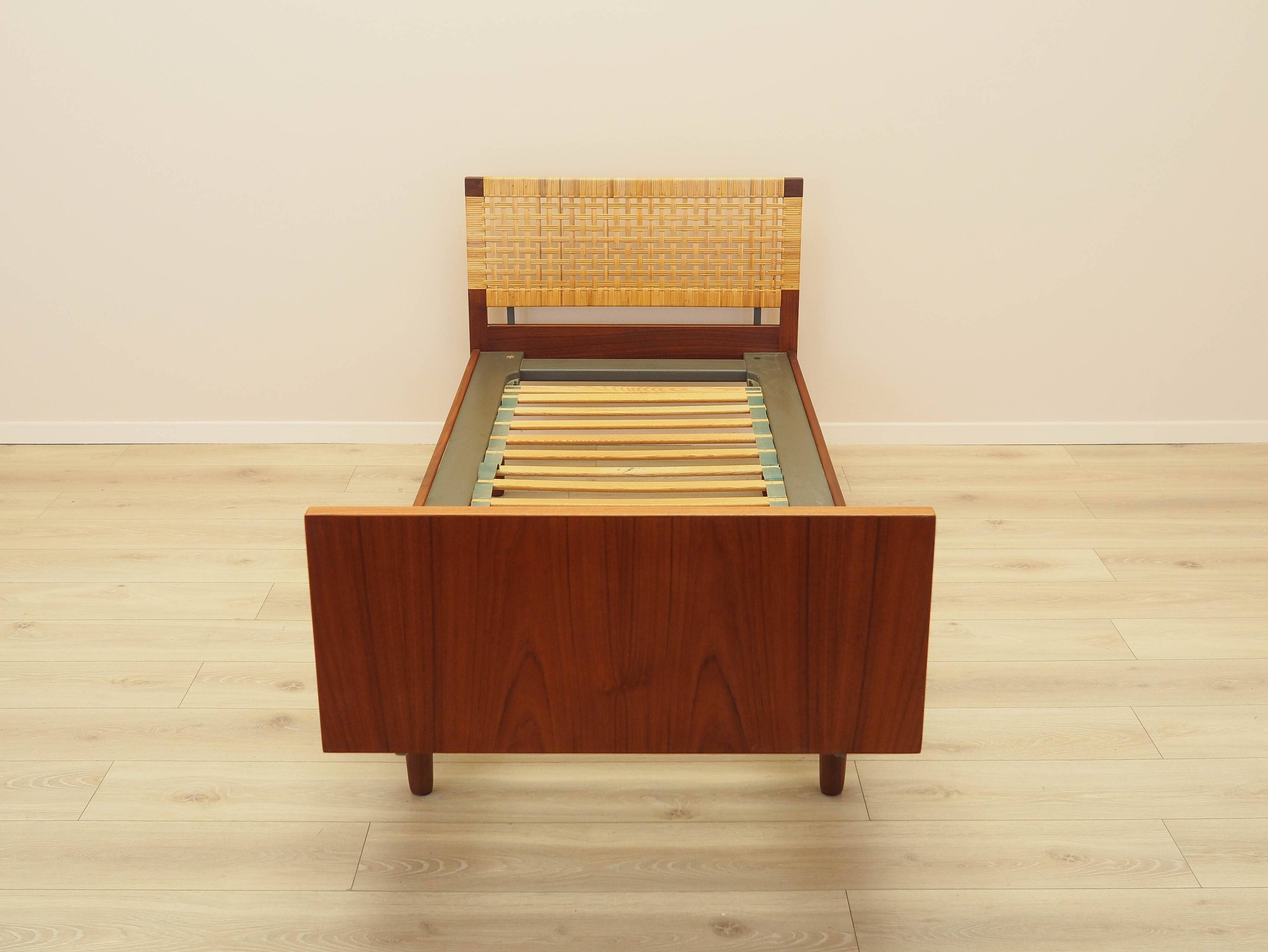 Teak bed, Danish design, 1960s, designer: Hans J. Wegner, manufacturer: Get