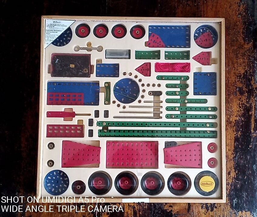 Kit de construction Metallus "Bonn" / n°9800-20 / compatible MECCANO