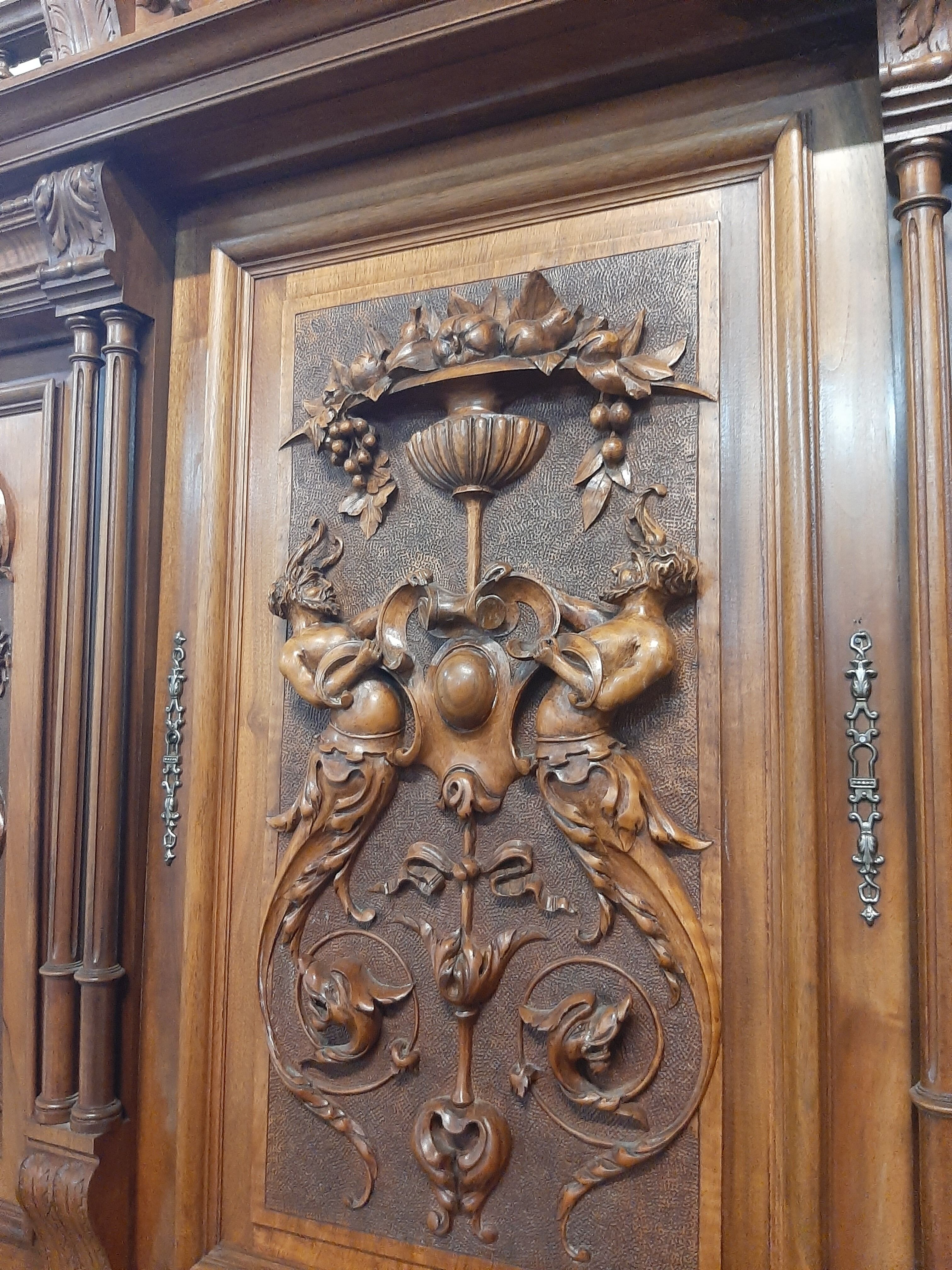 Rare Henry 2 furniture