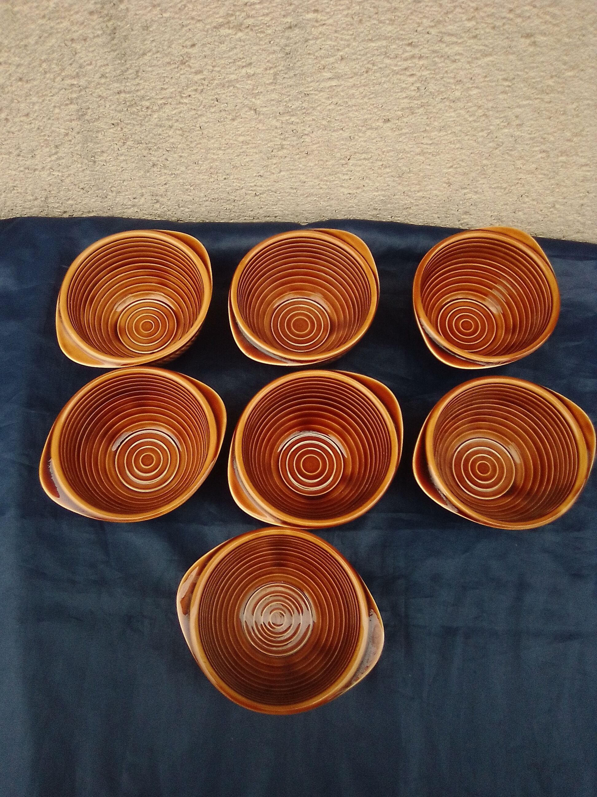 7 brown ear bowls in Sarreguemines earthenware
