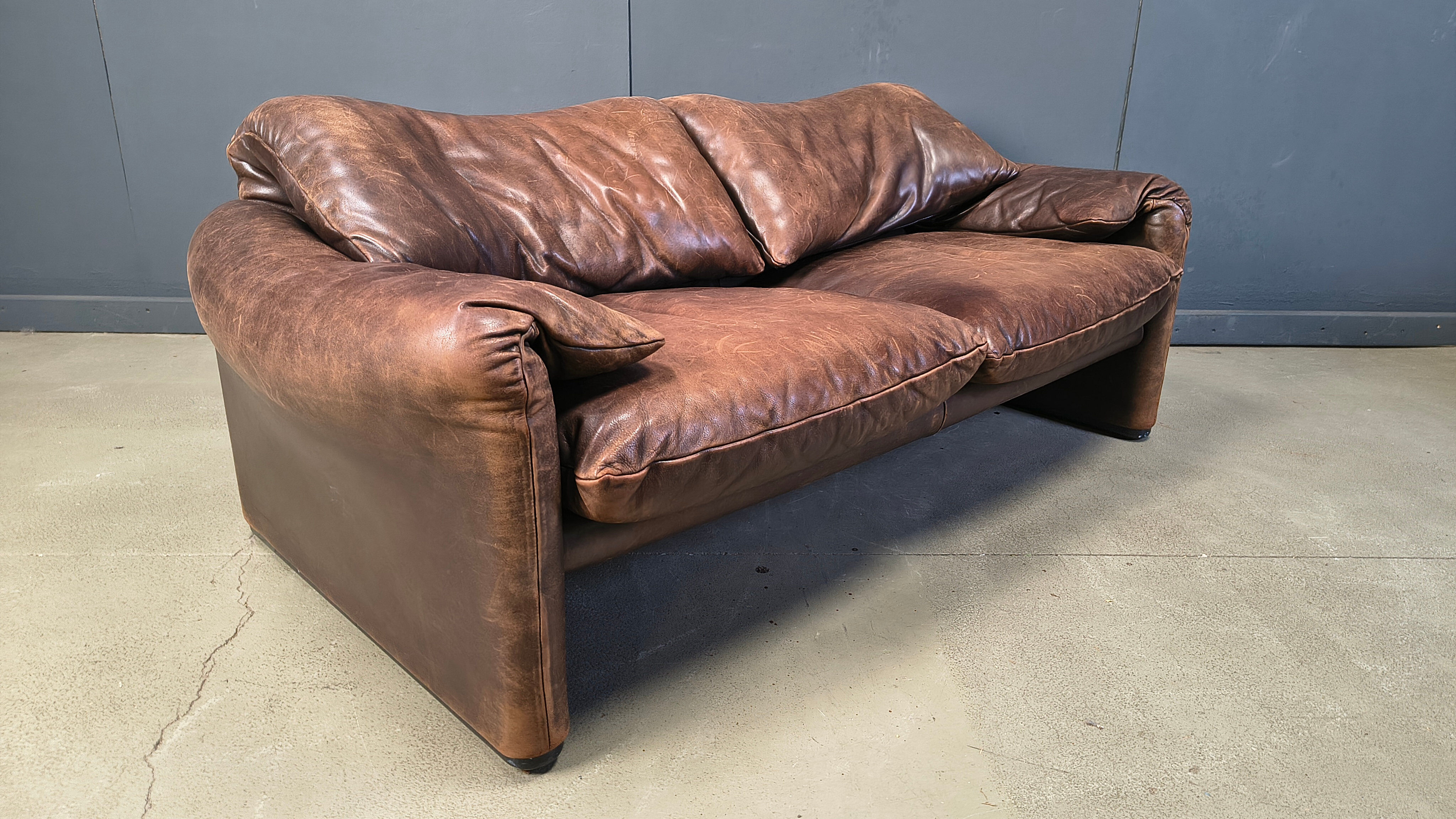 Leather Maralunga sofa by Vico Magistretti for Cassina, 1970s