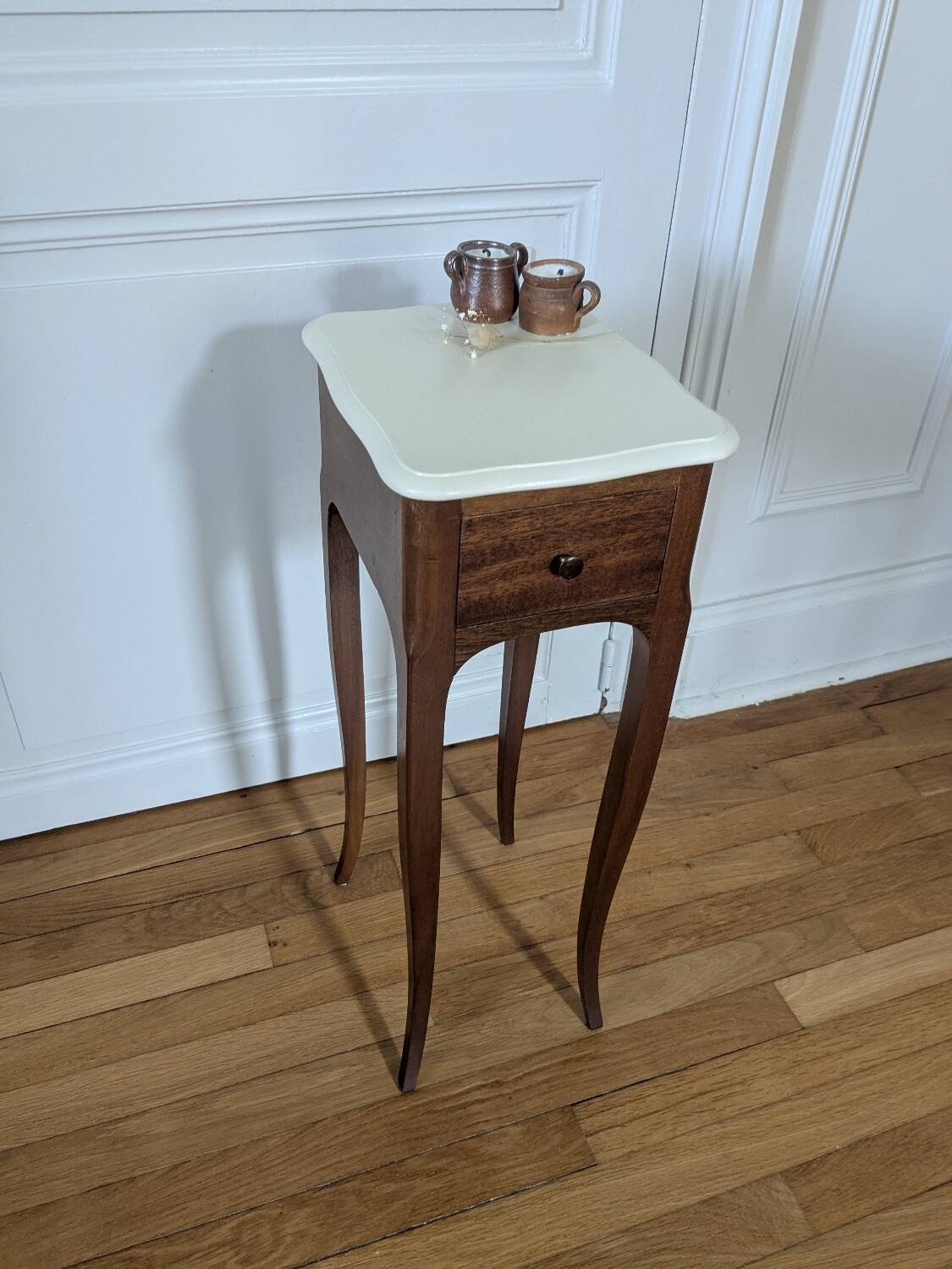 Small smoking cabinet