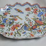 Flat earthenware of Rouen polychrome decoration cornucopia of plenty