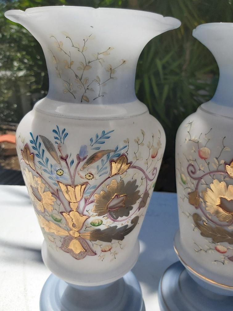 Paire de vases en opaline romantique Napoléon III