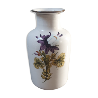 Ceramic vase