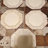 5 Johnson brothers plates