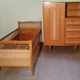 Children's bed wood and rattan feet compas vintage 60s