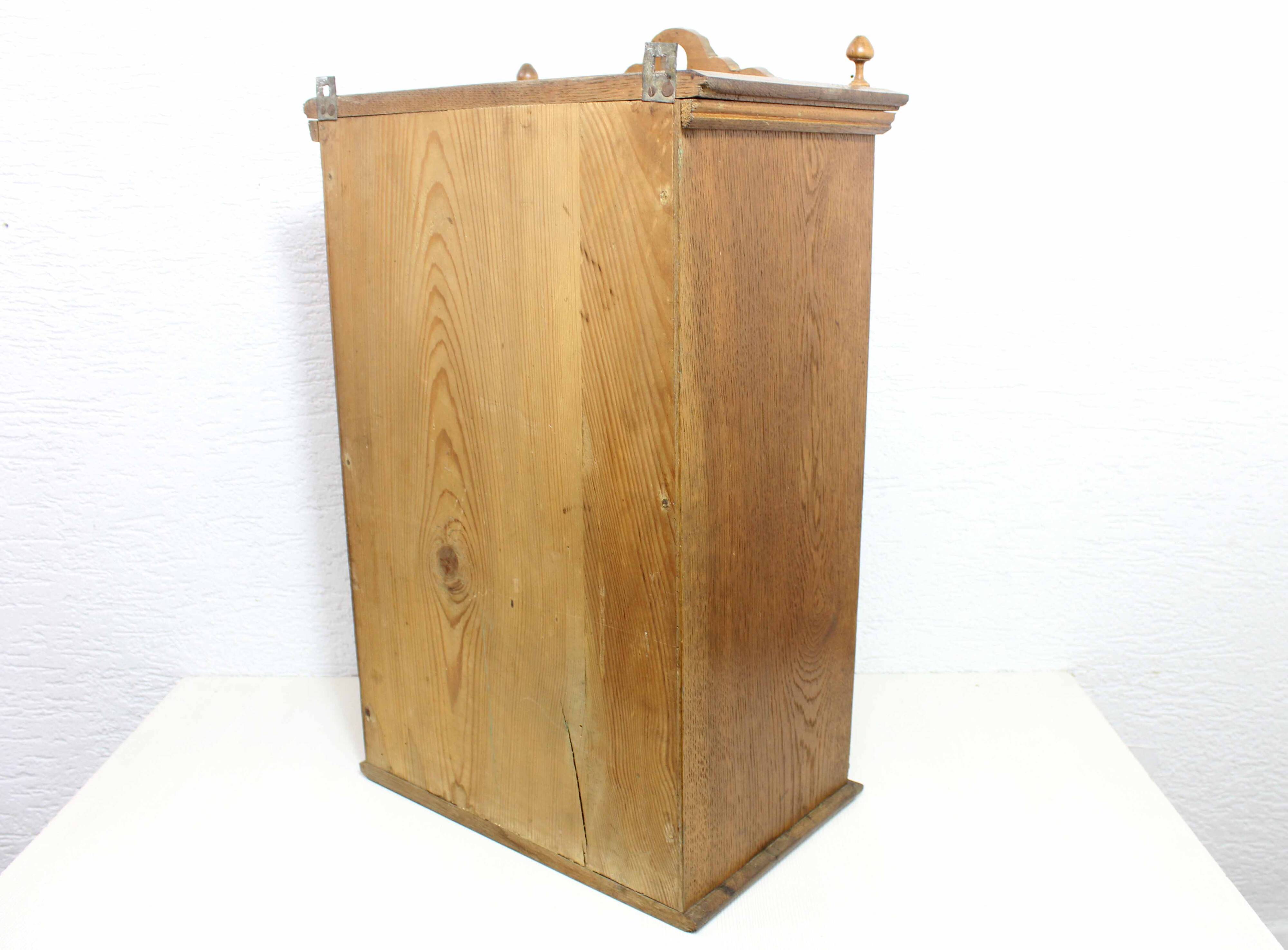 Art Deco display case in solid wood and glass, 1930s