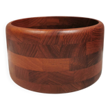 Beautiful wooden bowl in teak from Danish Kjeni 1950s.