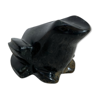 Black marble frog paper press