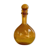 Exposed carafe blown bubble glass