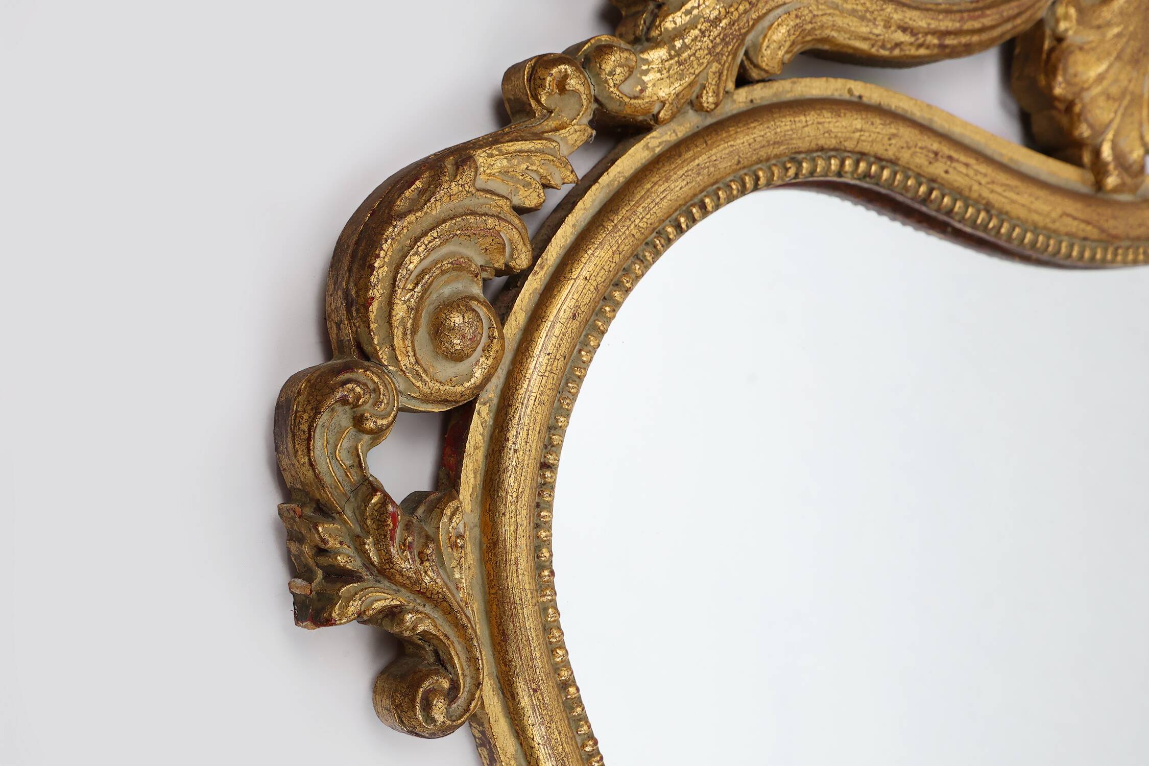 Miroir baroque belge du XXe siècle en bois doré