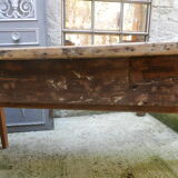 Farm table