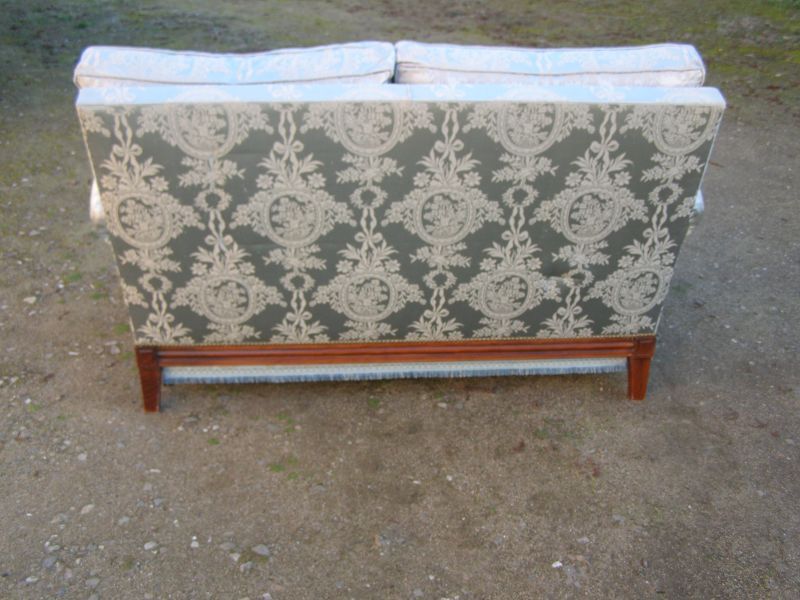 Canapé 2 places en bois massif et tissu convertible