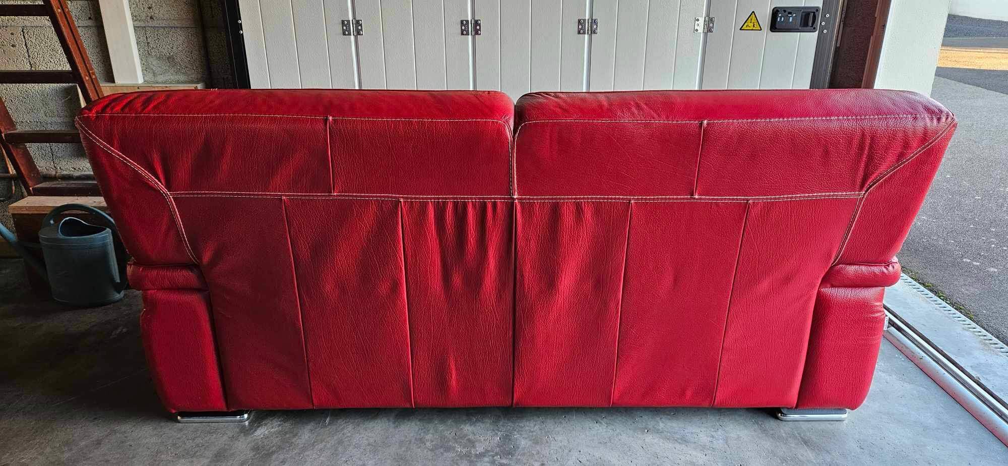 Chateau d'Ax red buffalo leather 3-seater sofa