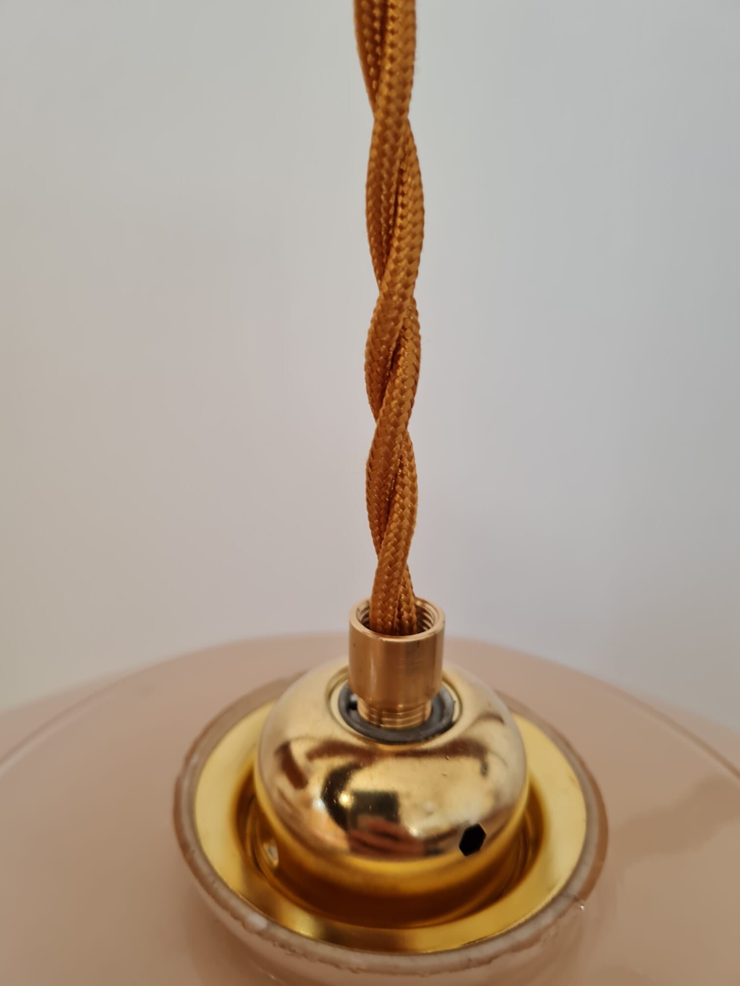 Pastel pink opaline pendant lamp