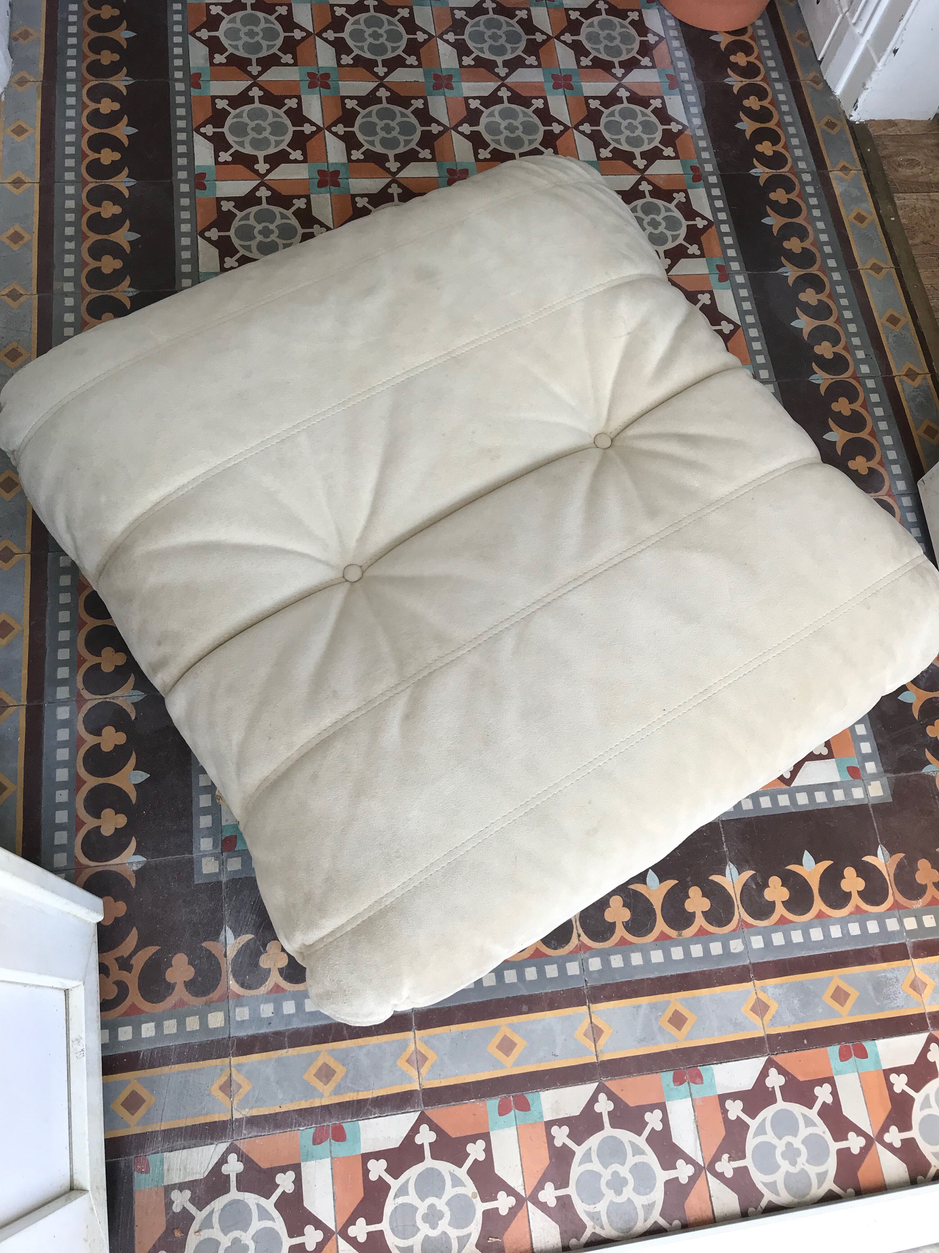 Pouf Marsala by Michel Ducaroy from Ligne Roset