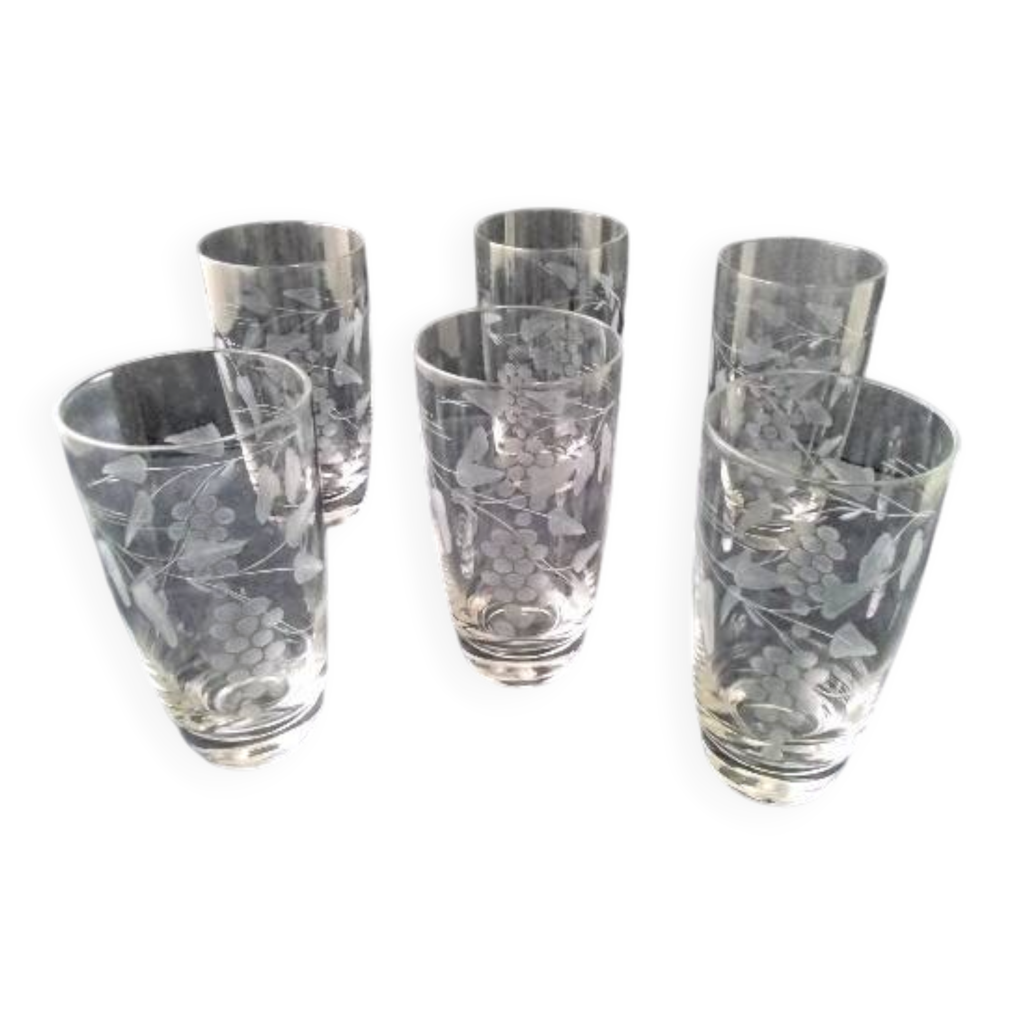 6 Verres à eau , orangeade ou bière en verre Décor gravé