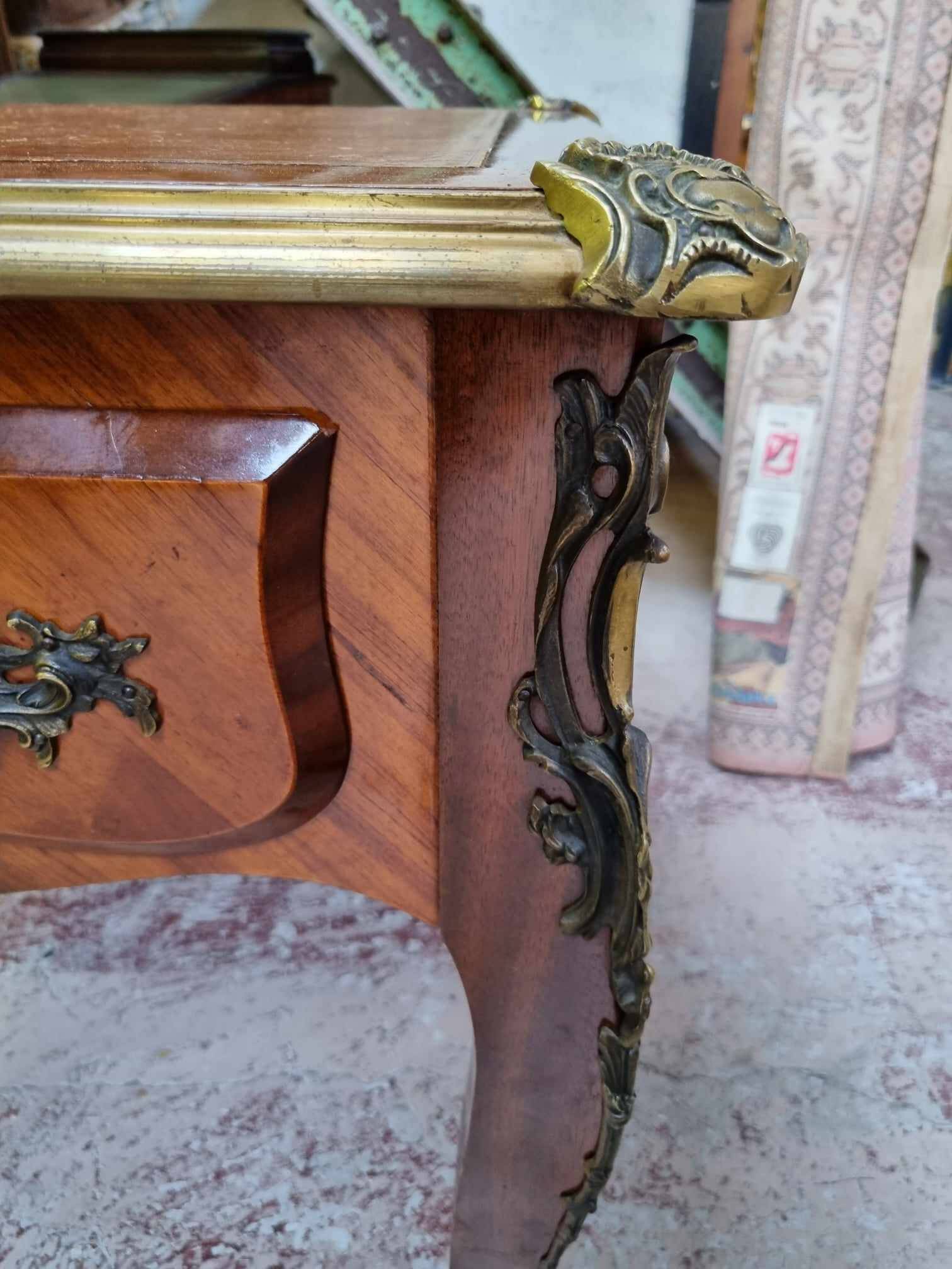 Louis XV desk