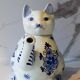 Delfts ceramic cat teapot