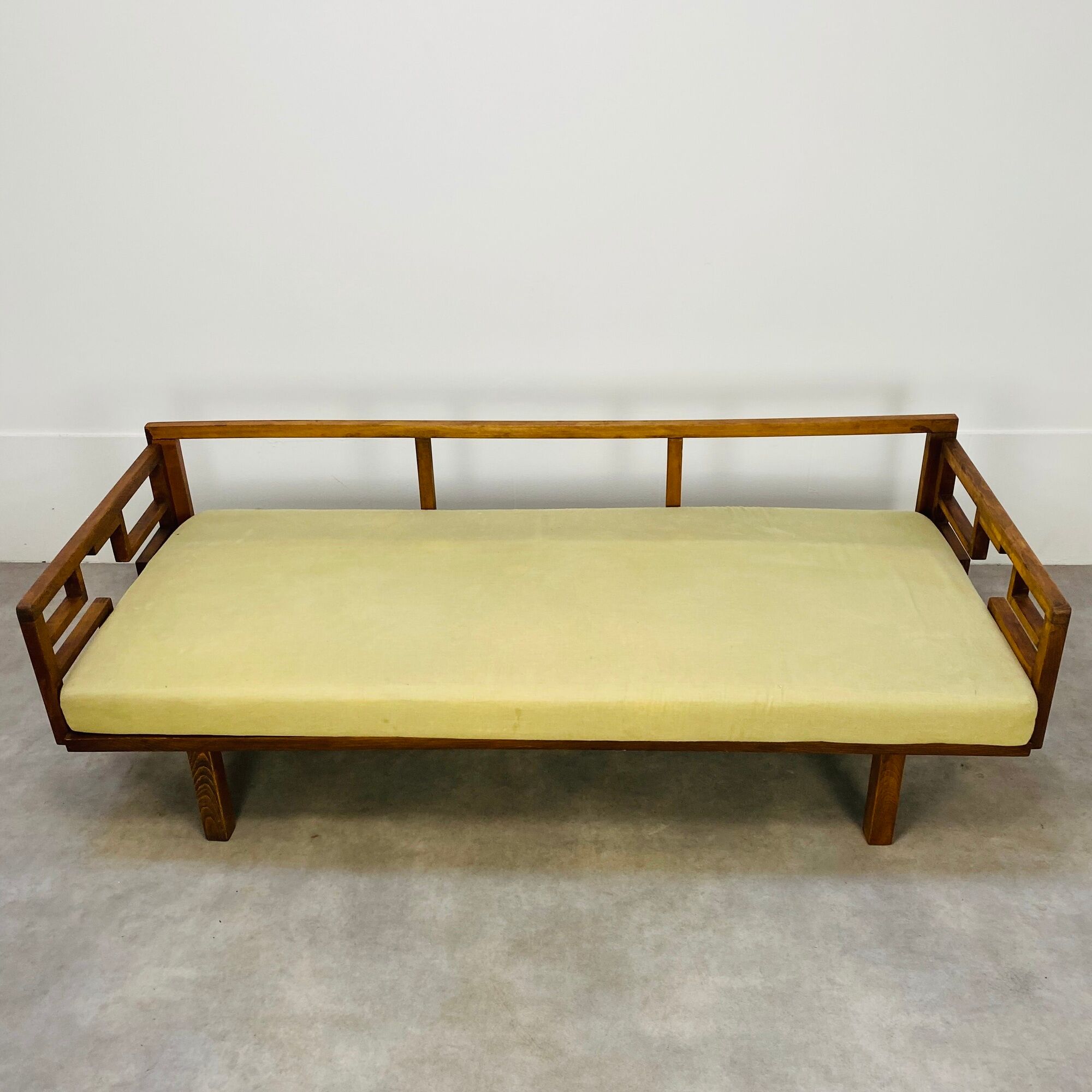Scandinavian style daybed sofa 50s Yugoslavia