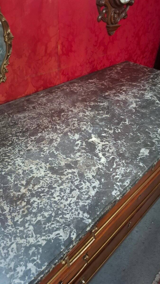 Commode époque Louis XVI