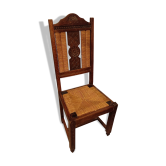 Straw chair with straw back