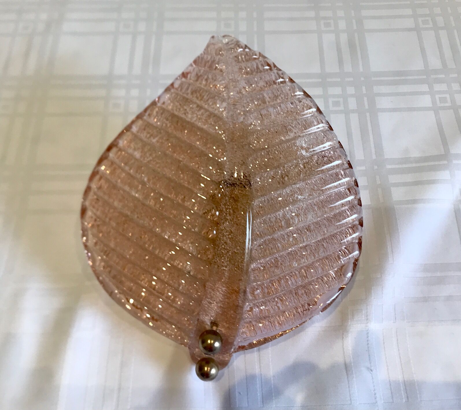 Glass sheet wall lamp