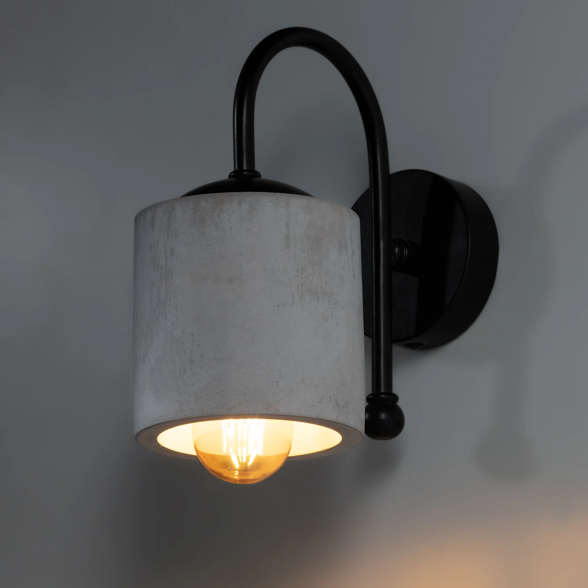 Scandinav grey sconce