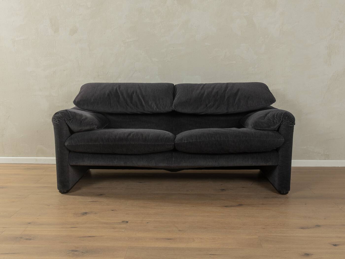 675 MARALUNGA sofa, Vico Magistretti, Cassina