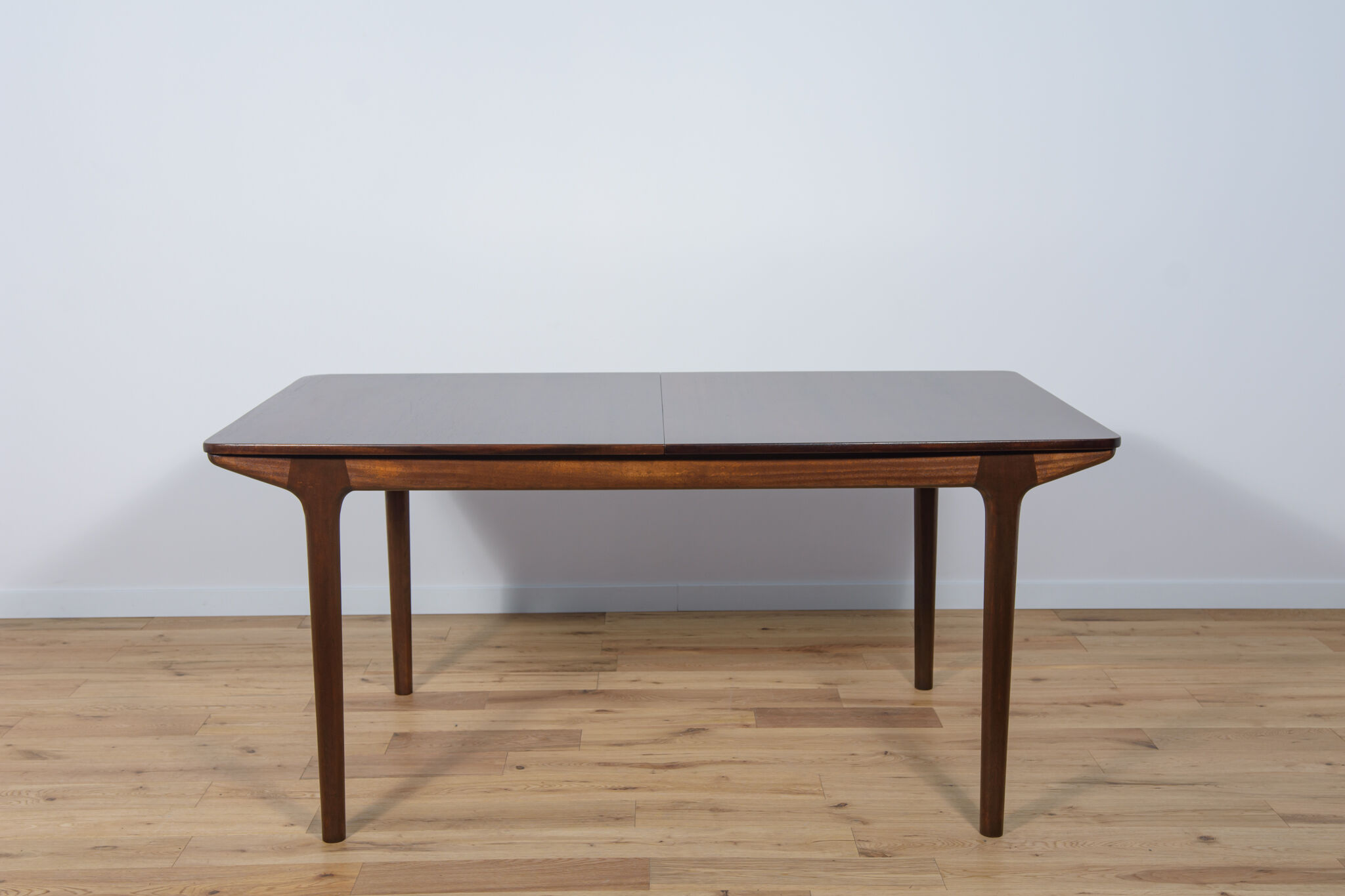 Mid-Century Teak Extendable Dining Table from McIntosh, 1960s