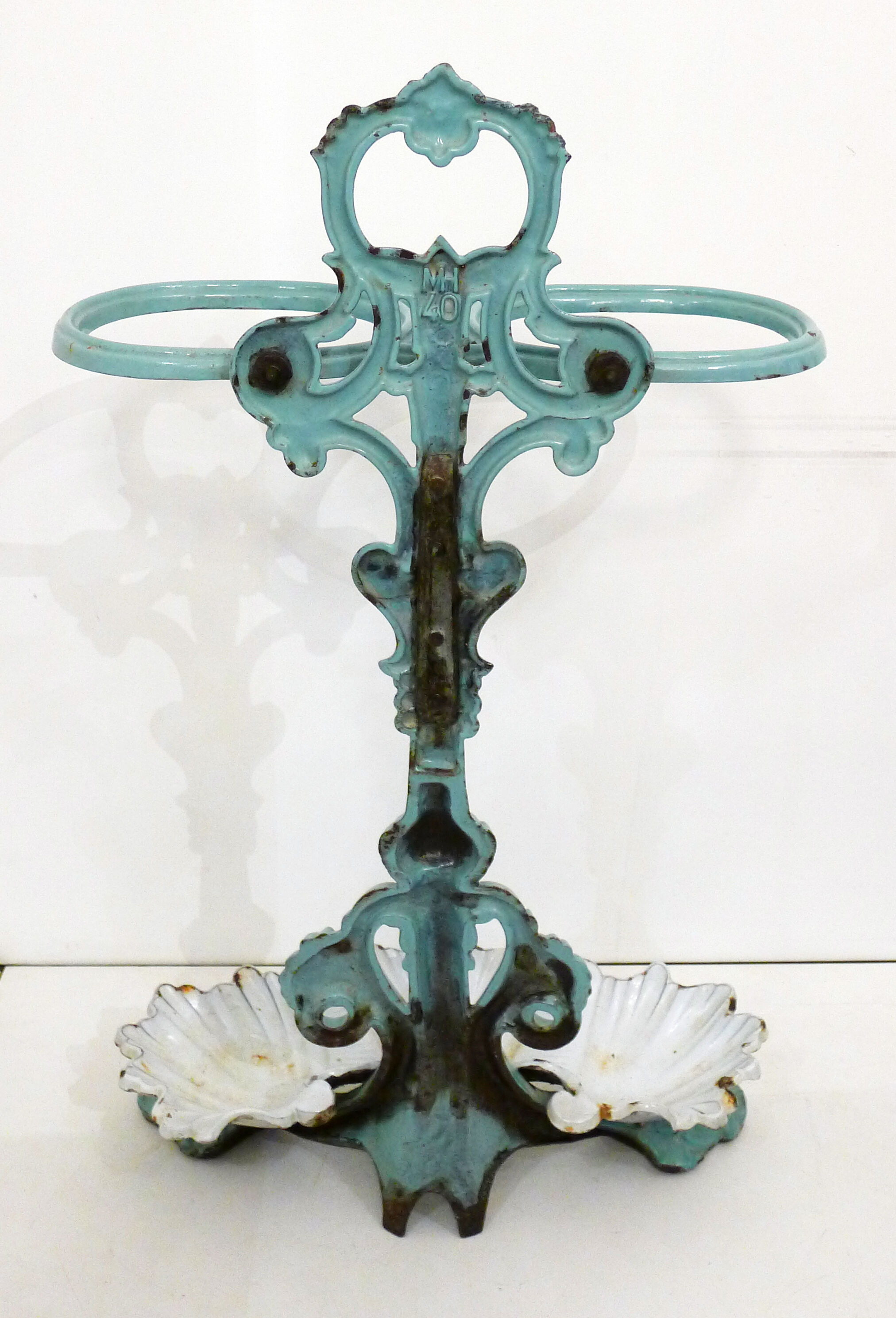 Enamelled cast iron umbrella holder