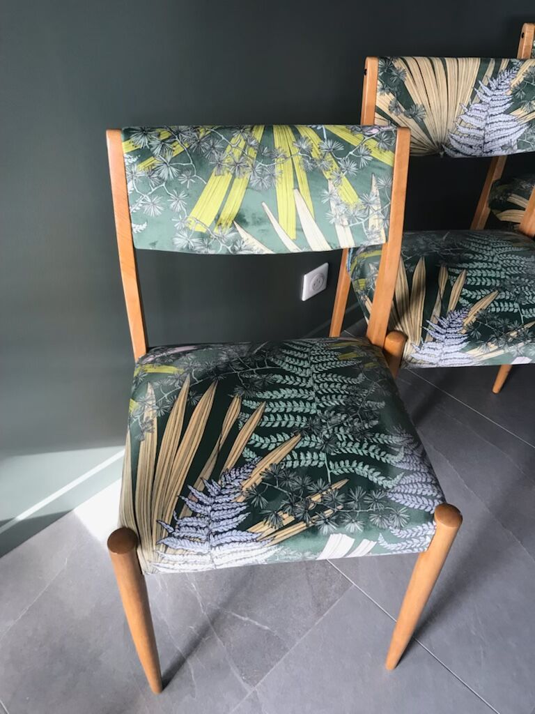 4 chaises vintage entièrement rénovées