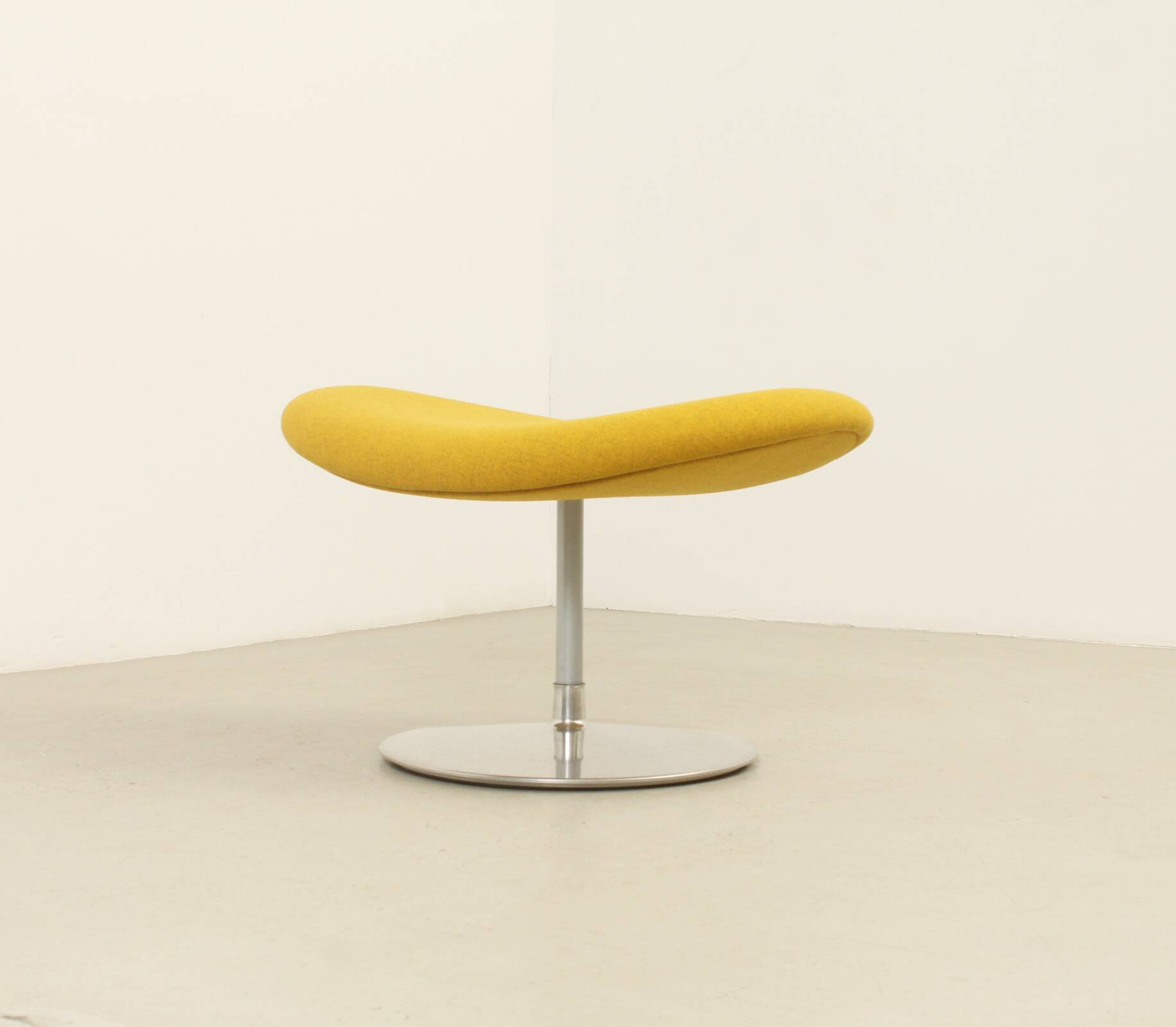 Fauteuil et pouf Big Tulip par Pierre Paulin pour Artifort