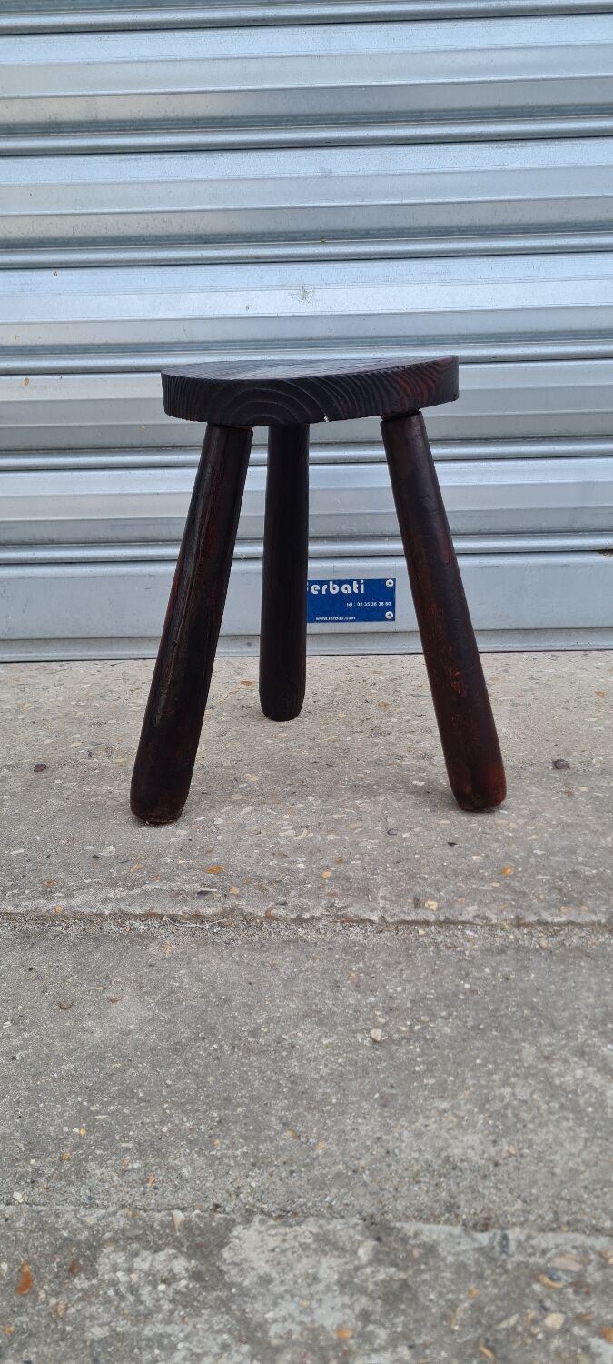 Tripod stool