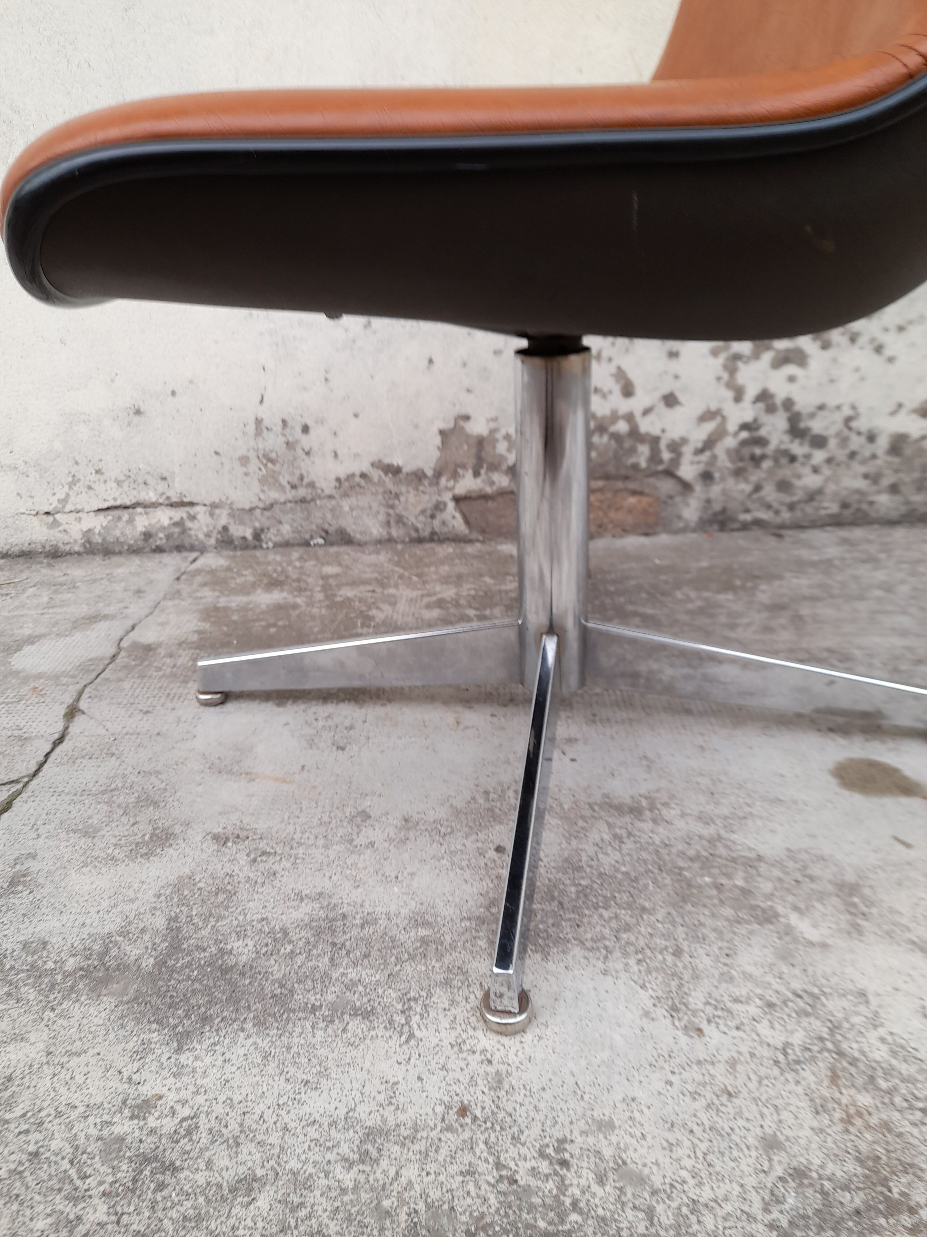 Chaise Strafor vintage années 70