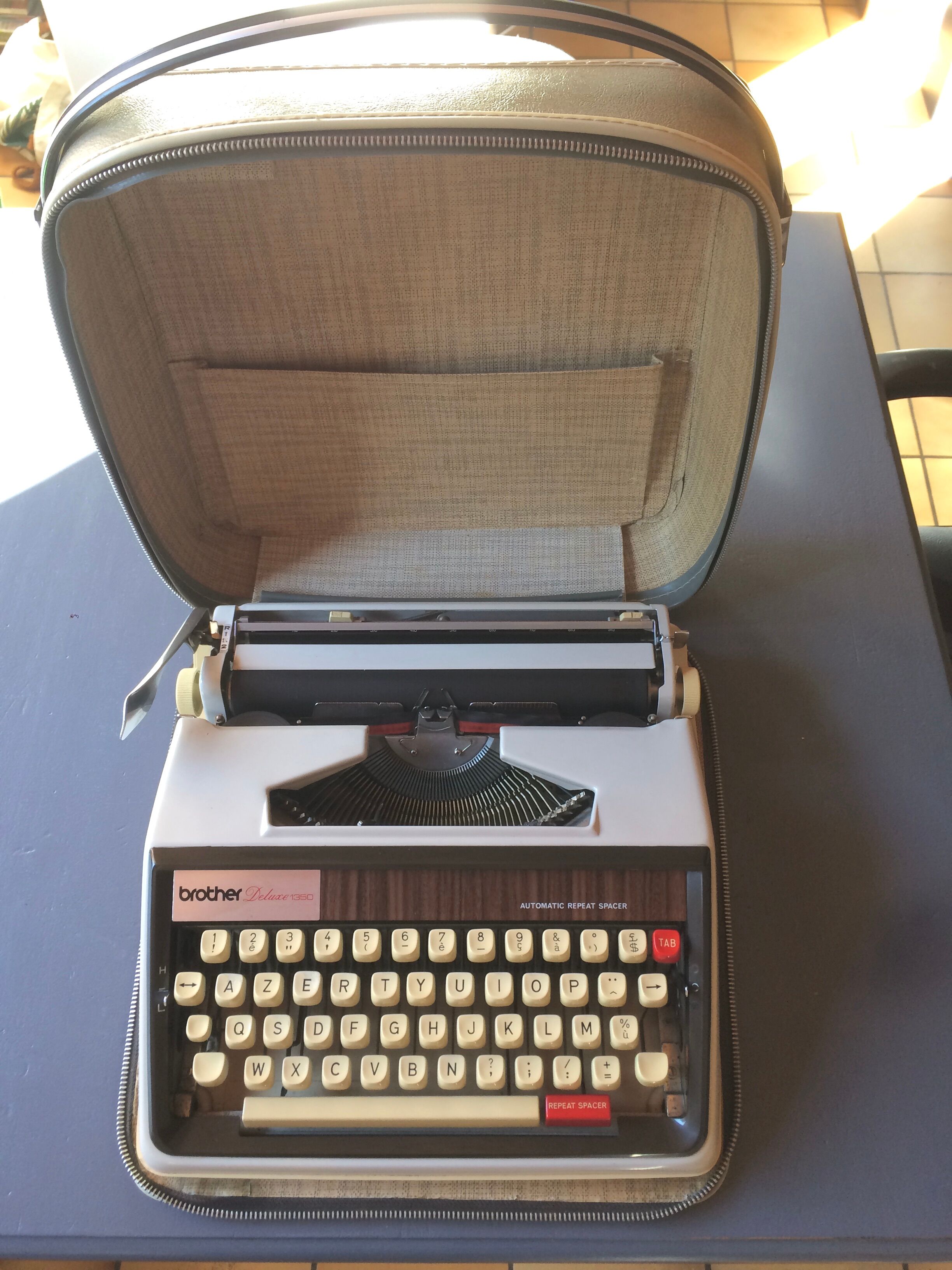 TYPEwriter BROTHER 1972 Deluxe 1350