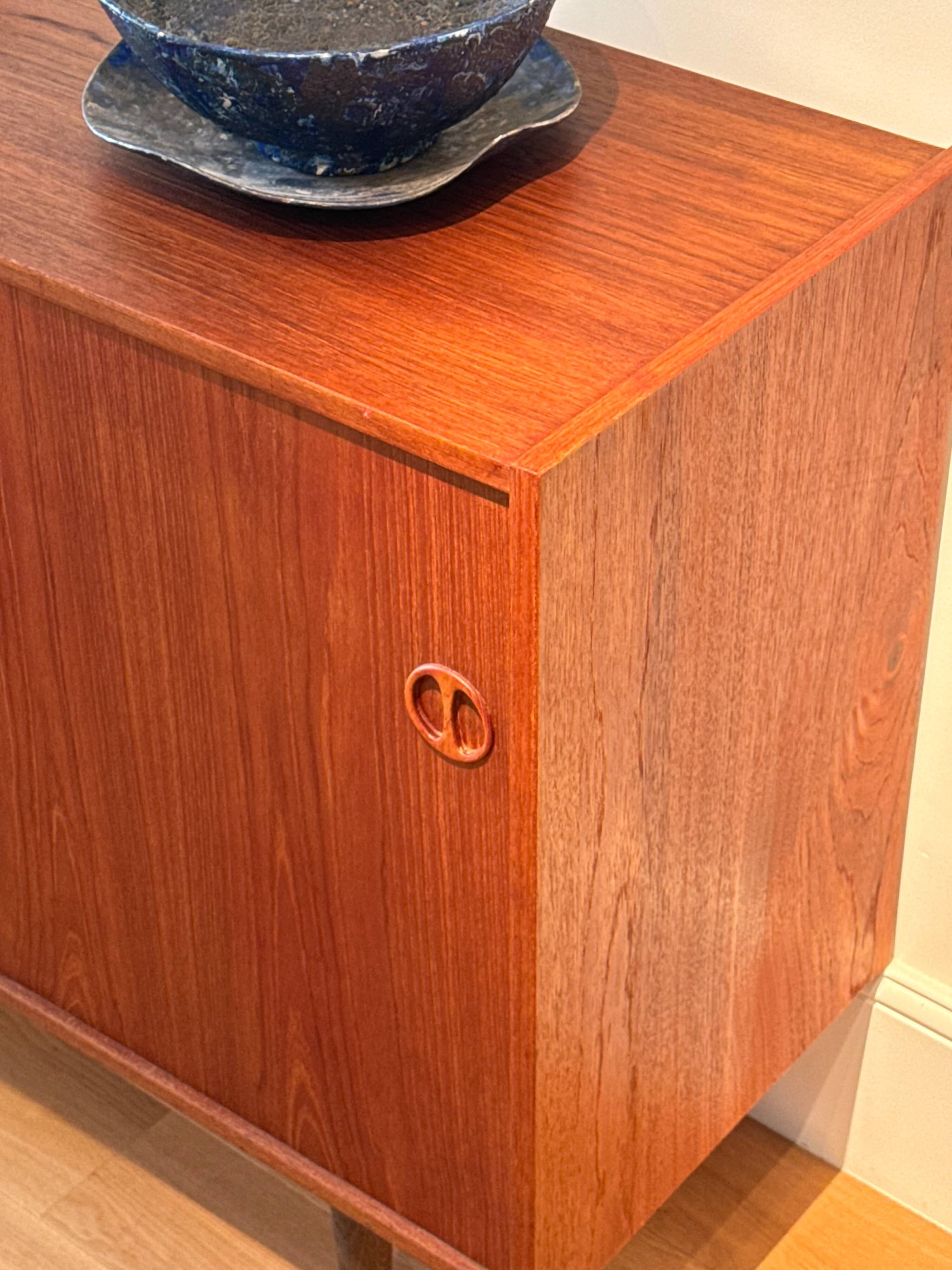 Enfilade en teck scandinave vintage "Solveig"