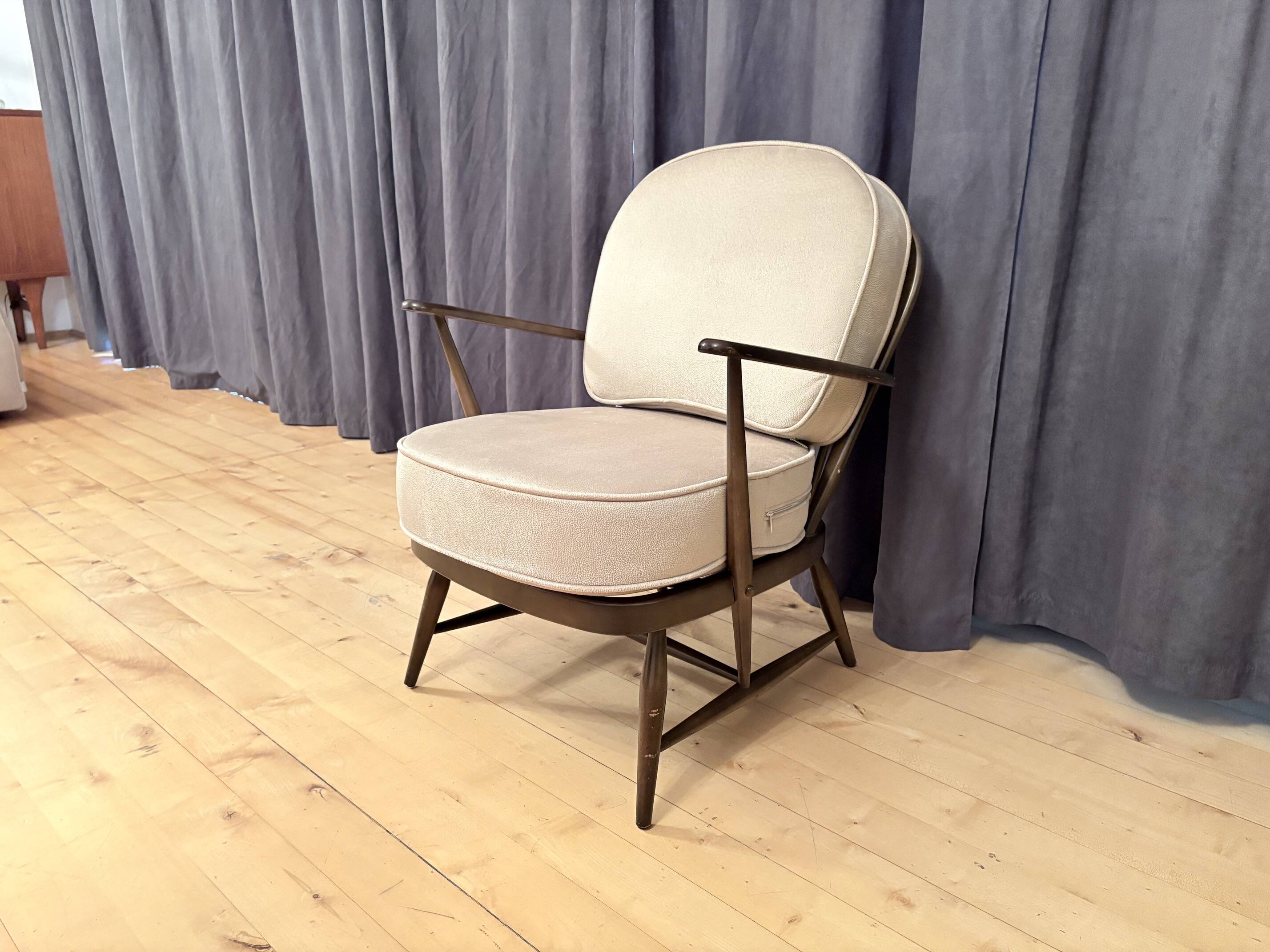 Windsor Armchair by Lucian Ercolani, Ercol, UK, 1960s