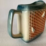 Saint Clément Pitcher Honeycomb with Bees