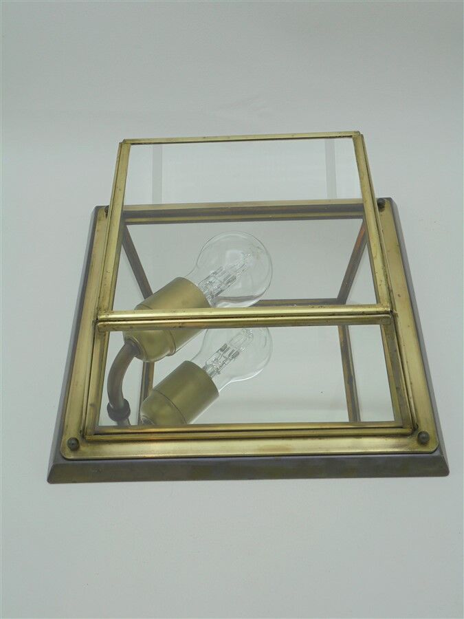 Square sconce with mirror background
