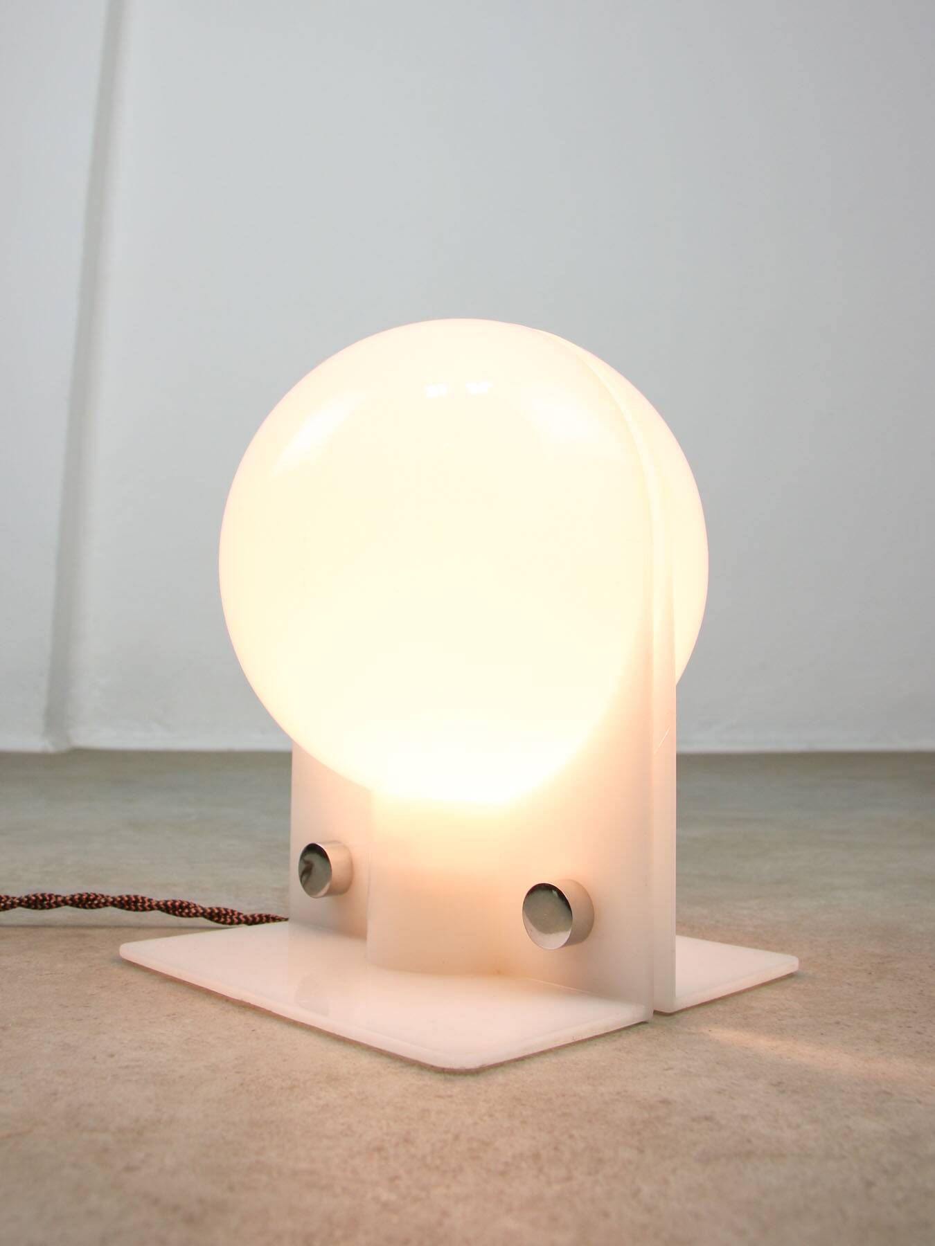 Vintage Italian Sirio Table Lamp from Guzzini