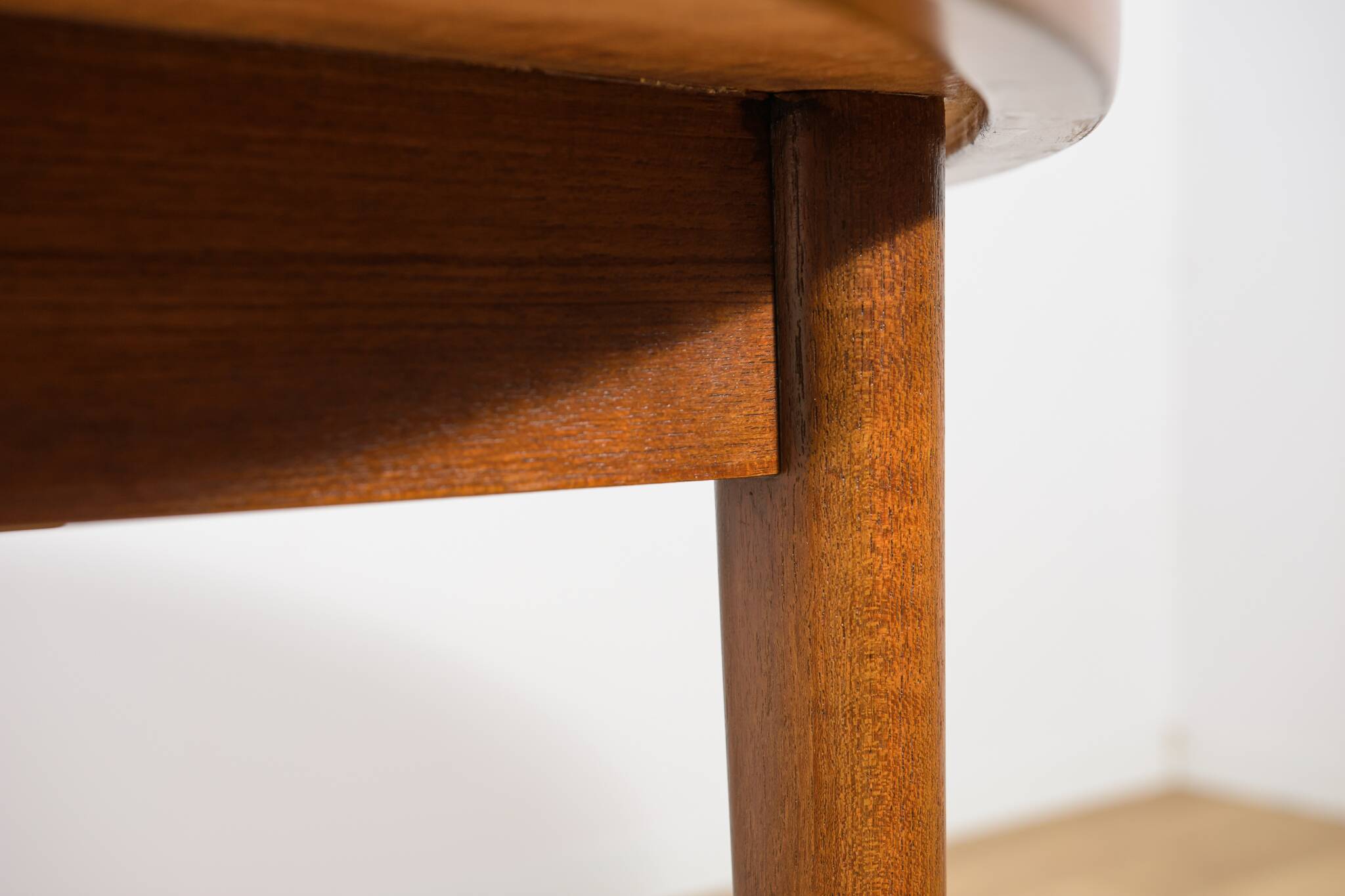 Mid-Century Round Teak Dining Table by Nils Jonsson for Hugo Troeds, Sweden