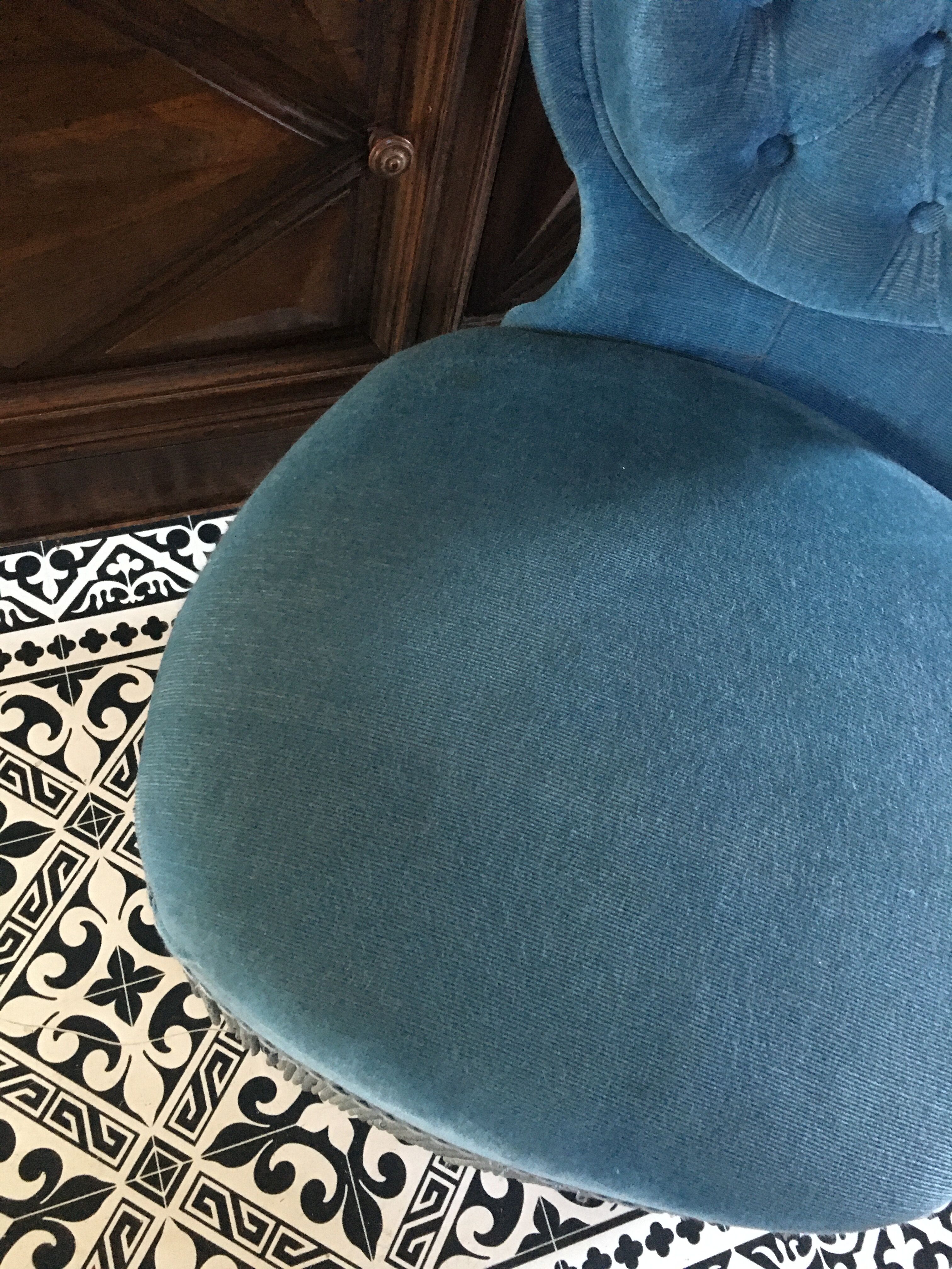 Blue heater with fringed medallion shape